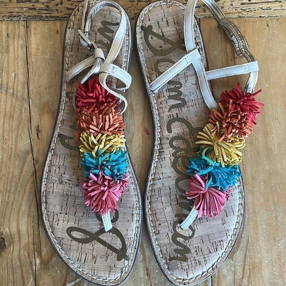 Sam Edelman Suede Multicolored Rainbow PomPom T-Strap Sandal Cream 9 - Picture 9 of 15